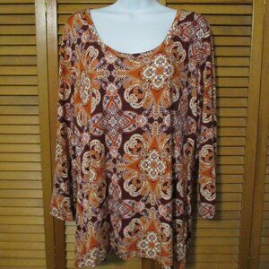 Cato top lightweight & stretchy, 3/4 length sleeves, dark orange & purple size L